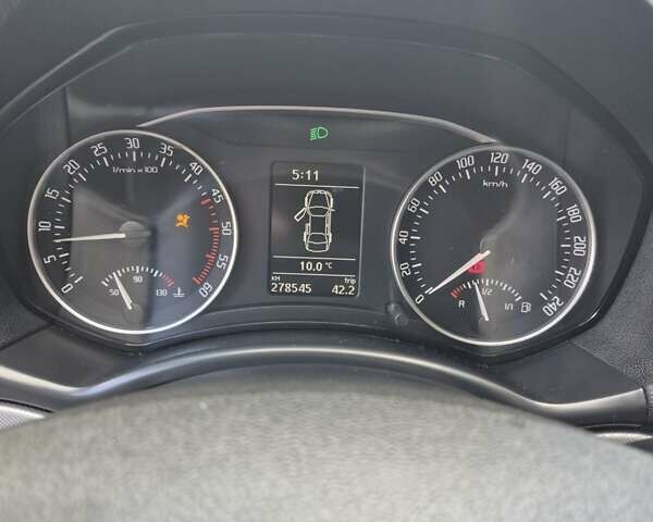 Зелений Шкода Октавія, об'ємом двигуна 1.6 л та пробігом 279 тис. км за 7150 $, фото 11 на Automoto.ua