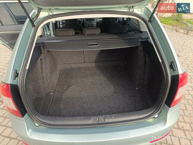 Зелений Шкода Октавія, об'ємом двигуна 1.6 л та пробігом 254 тис. км за 6800 $, фото 16 на Automoto.ua