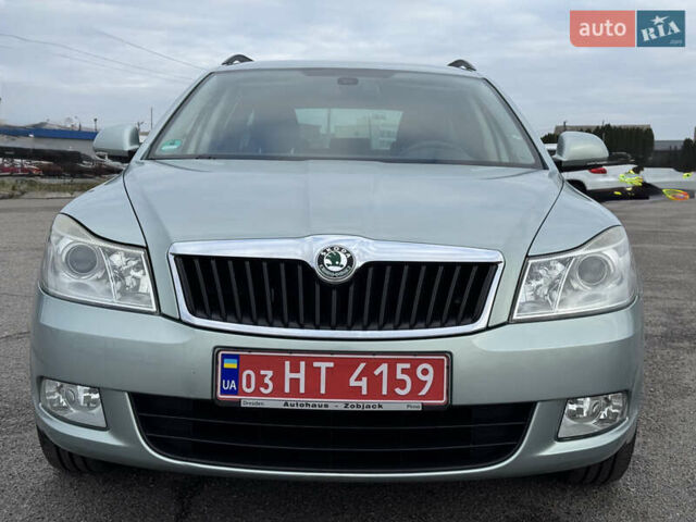 Зеленый Шкода Октавия, объемом двигателя 1.6 л и пробегом 246 тыс. км за 8550 $, фото 19 на Automoto.ua