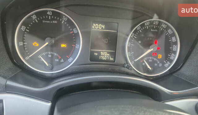 Зеленый Шкода Октавия, объемом двигателя 1.6 л и пробегом 175 тыс. км за 8600 $, фото 17 на Automoto.ua