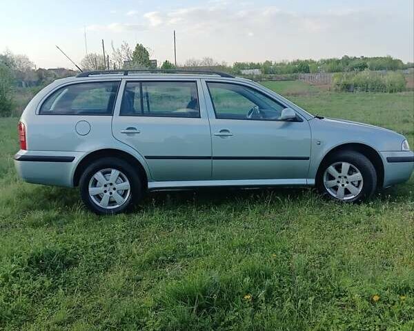 Зеленый Шкода Октавия, объемом двигателя 1.6 л и пробегом 186 тыс. км за 6150 $, фото 5 на Automoto.ua