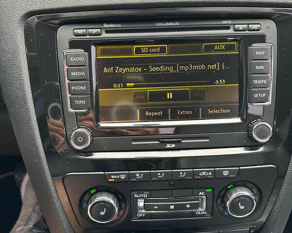 Зеленый Шкода Октавия, объемом двигателя 1.97 л и пробегом 367 тыс. км за 9300 $, фото 18 на Automoto.ua