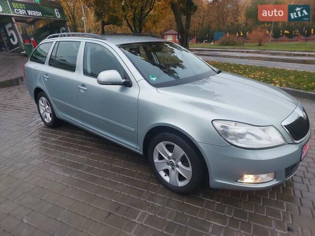 Шкода Октавия 2010 в Кропивницком (Кировограде) на Automoto.ua Зеленый Шкода Октавия, объемом двигателя 1.4 л и пробегом 187 тыс. км за 7300 $, фото 4 на Automoto.ua
