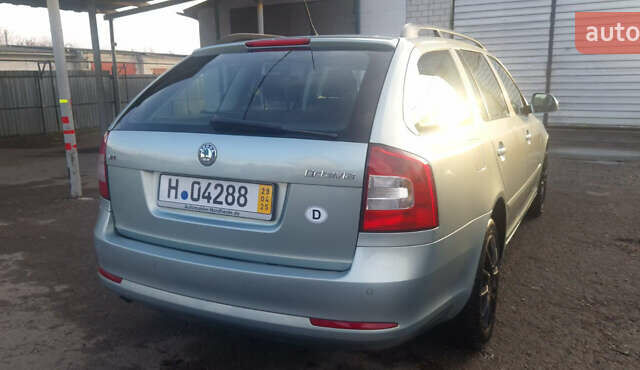 Зеленый Шкода Октавия, объемом двигателя 1.6 л и пробегом 175 тыс. км за 8600 $, фото 7 на Automoto.ua