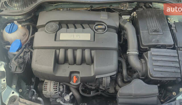 Зеленый Шкода Октавия, объемом двигателя 1.6 л и пробегом 175 тыс. км за 8600 $, фото 15 на Automoto.ua