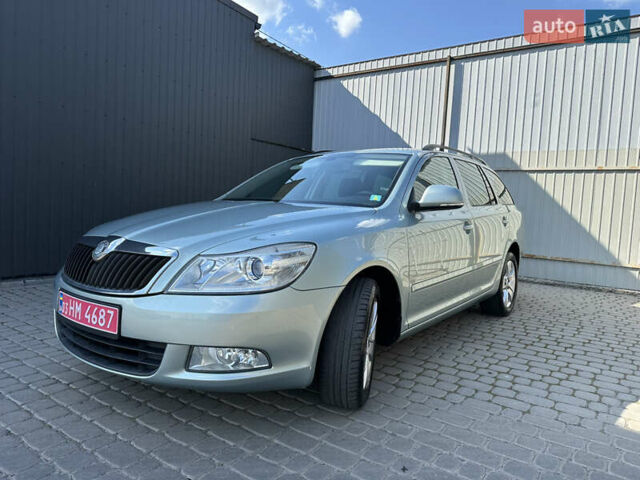 Зелений Шкода Октавія, об'ємом двигуна 1.2 л та пробігом 207 тис. км за 7750 $, фото 3 на Automoto.ua