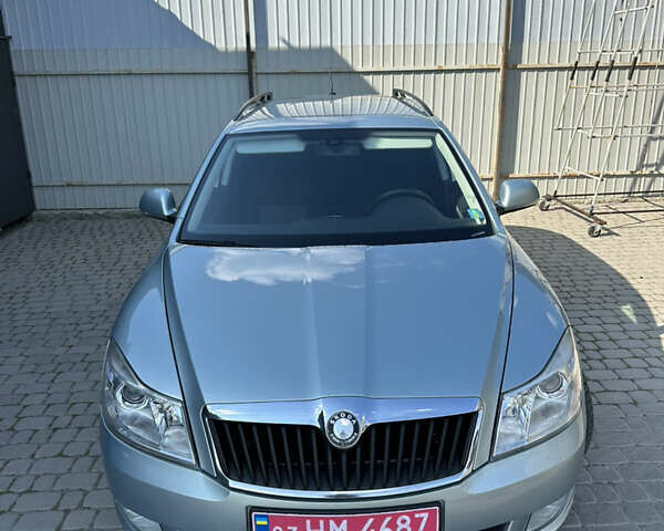 Зелений Шкода Октавія, об'ємом двигуна 1.2 л та пробігом 207 тис. км за 7750 $, фото 2 на Automoto.ua