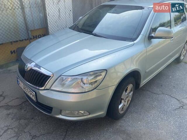 Зелений Шкода Октавія, об'ємом двигуна 1.6 л та пробігом 301 тис. км за 7300 $, фото 1 на Automoto.ua