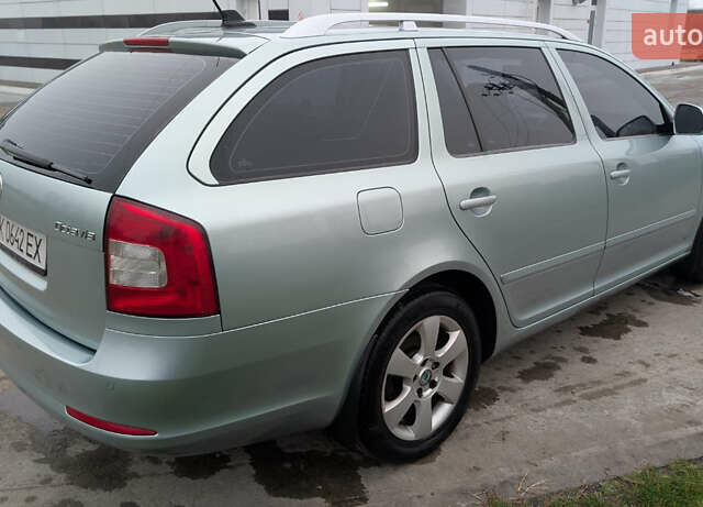 Зеленый Шкода Октавия, объемом двигателя 1.97 л и пробегом 367 тыс. км за 9300 $, фото 3 на Automoto.ua