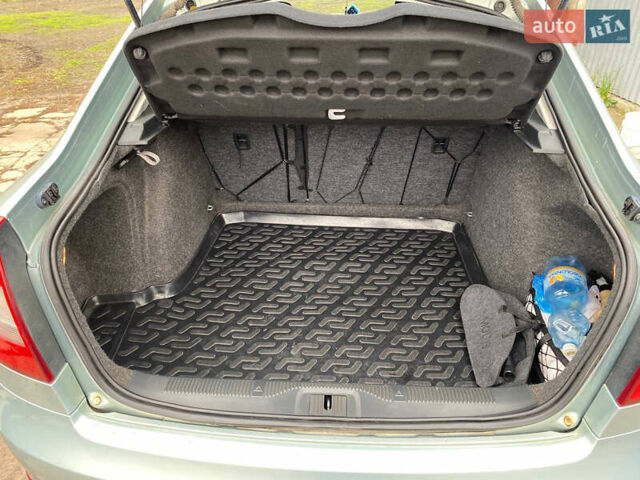 Зеленый Шкода Октавия, объемом двигателя 0 л и пробегом 182 тыс. км за 9500 $, фото 5 на Automoto.ua