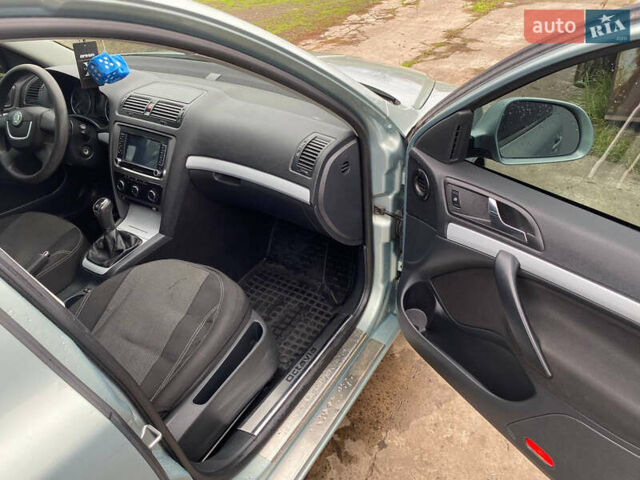 Зеленый Шкода Октавия, объемом двигателя 0 л и пробегом 182 тыс. км за 9500 $, фото 2 на Automoto.ua