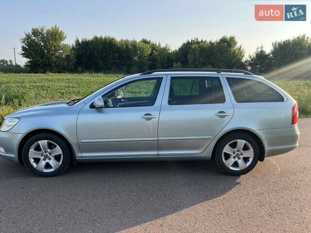 Зеленый Шкода Октавия, объемом двигателя 1.6 л и пробегом 303 тыс. км за 8100 $, фото 4 на Automoto.ua