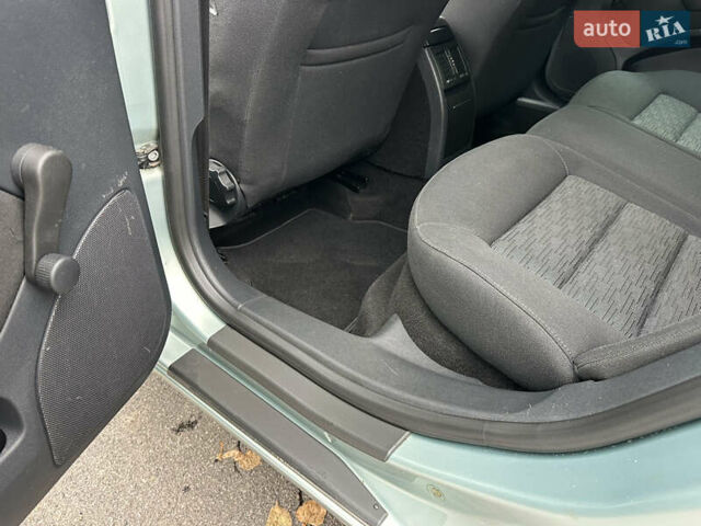 Зеленый Шкода Октавия, объемом двигателя 1.6 л и пробегом 235 тыс. км за 8499 $, фото 46 на Automoto.ua