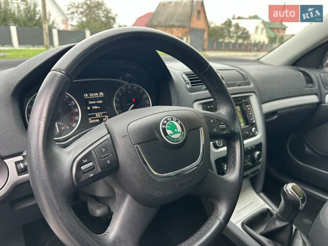 Зеленый Шкода Октавия, объемом двигателя 1.6 л и пробегом 235 тыс. км за 8499 $, фото 40 на Automoto.ua