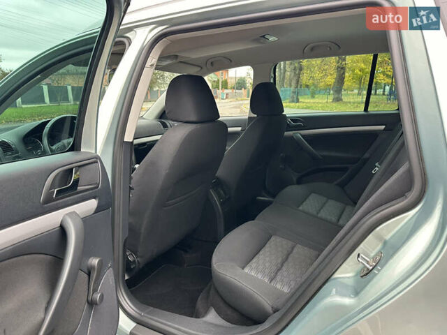 Зеленый Шкода Октавия, объемом двигателя 1.6 л и пробегом 235 тыс. км за 8499 $, фото 44 на Automoto.ua