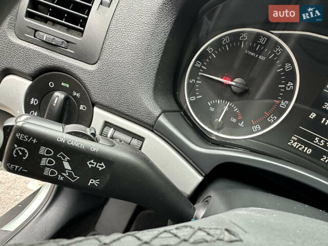 Зеленый Шкода Октавия, объемом двигателя 1.6 л и пробегом 235 тыс. км за 8499 $, фото 41 на Automoto.ua