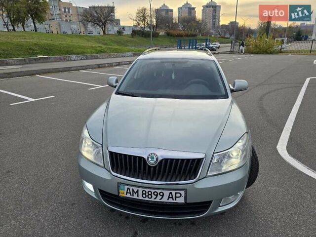 Зелений Шкода Октавія, об'ємом двигуна 1.8 л та пробігом 112 тис. км за 9500 $, фото 9 на Automoto.ua