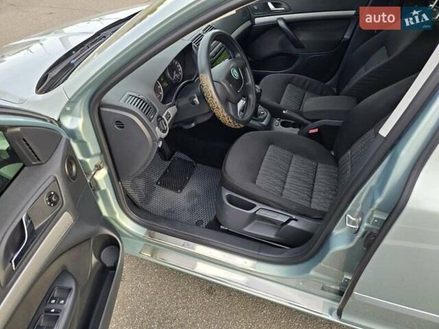 Зелений Шкода Октавія, об'ємом двигуна 1.8 л та пробігом 112 тис. км за 9500 $, фото 18 на Automoto.ua
