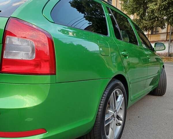 Зеленый Шкода Октавия, объемом двигателя 2 л и пробегом 240 тыс. км за 11500 $, фото 18 на Automoto.ua