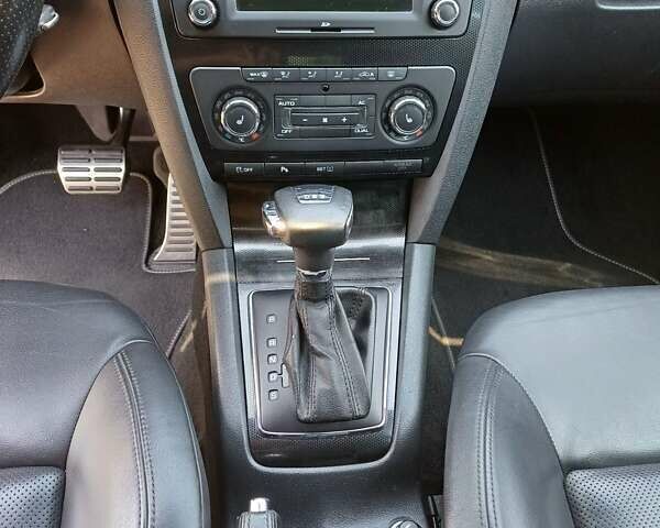 Зеленый Шкода Октавия, объемом двигателя 2 л и пробегом 240 тыс. км за 11500 $, фото 45 на Automoto.ua