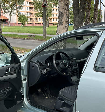 Зелений Шкода Октавія, об'ємом двигуна 1.97 л та пробігом 352 тис. км за 8500 $, фото 12 на Automoto.ua