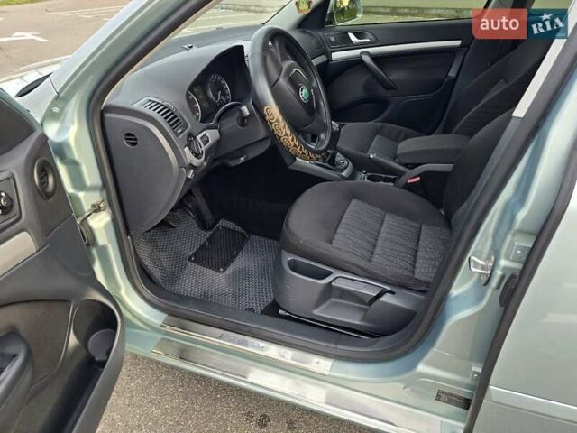 Зелений Шкода Октавія, об'ємом двигуна 1.8 л та пробігом 112 тис. км за 9500 $, фото 16 на Automoto.ua
