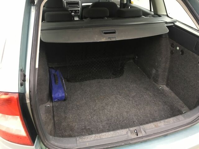 Зеленый Шкода Октавия, объемом двигателя 1.6 л и пробегом 193 тыс. км за 8400 $, фото 11 на Automoto.ua