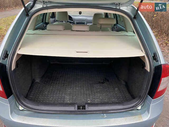 Зеленый Шкода Октавия, объемом двигателя 2 л и пробегом 249 тыс. км за 9200 $, фото 8 на Automoto.ua