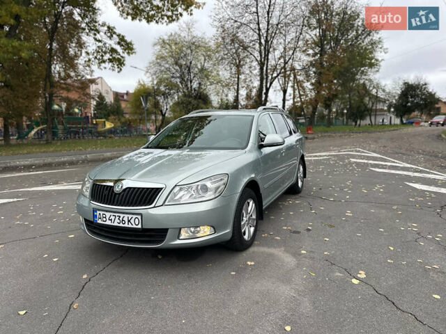 Зеленый Шкода Октавия, объемом двигателя 1.6 л и пробегом 235 тыс. км за 8500 $, фото 31 на Automoto.ua