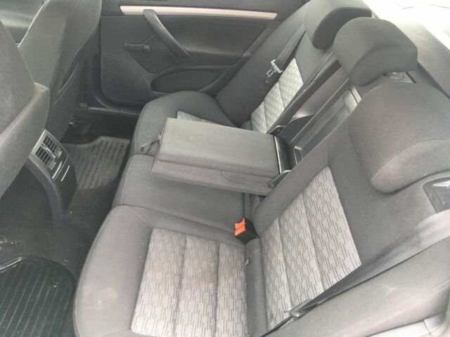 Зеленый Шкода Октавия, объемом двигателя 1.6 л и пробегом 193 тыс. км за 8400 $, фото 7 на Automoto.ua