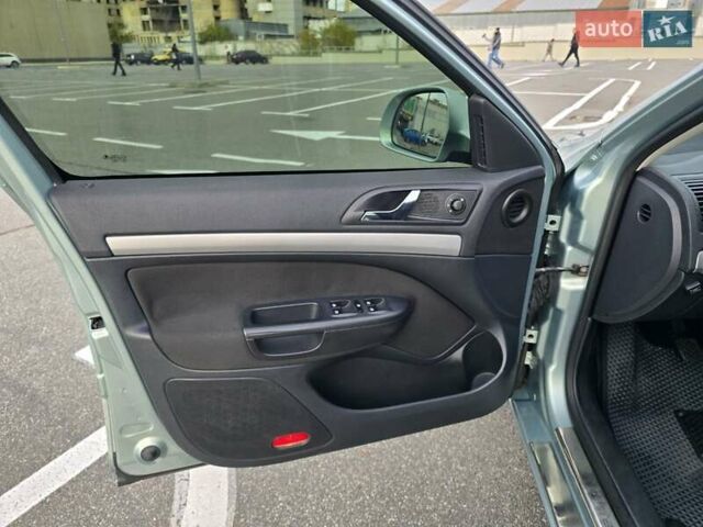 Зелений Шкода Октавія, об'ємом двигуна 1.8 л та пробігом 112 тис. км за 9500 $, фото 15 на Automoto.ua