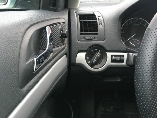 Зеленый Шкода Октавия, объемом двигателя 1.6 л и пробегом 193 тыс. км за 8400 $, фото 20 на Automoto.ua