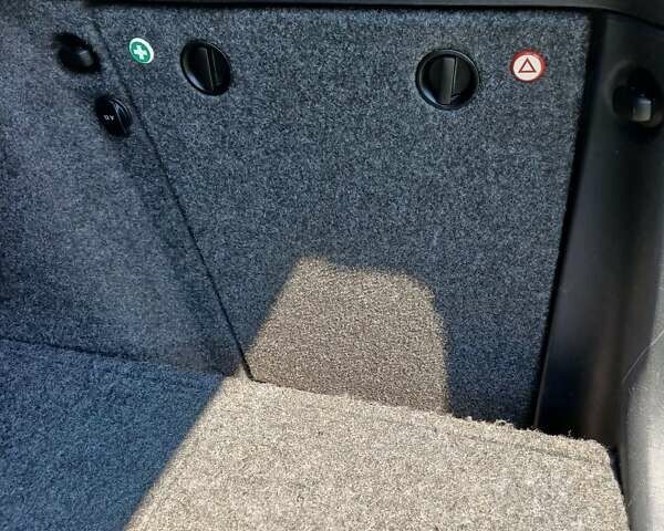 Зеленый Шкода Октавия, объемом двигателя 2 л и пробегом 240 тыс. км за 11500 $, фото 59 на Automoto.ua