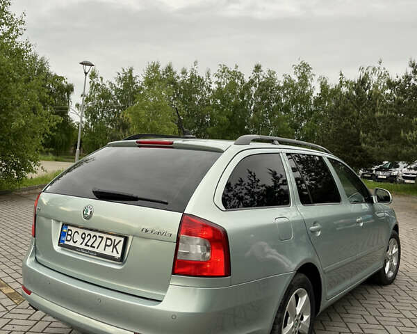 Зеленый Шкода Октавия, объемом двигателя 2 л и пробегом 229 тыс. км за 9048 $, фото 10 на Automoto.ua