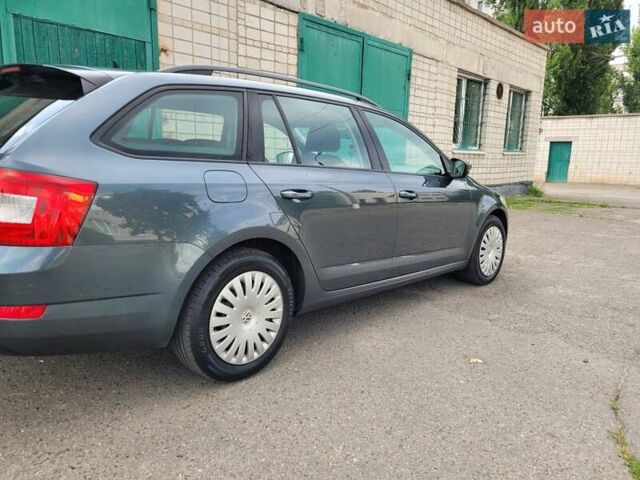 Шкода Октавия 2014 в Белой Церкве на Automoto.ua Зеленый Шкода Октавия, объемом двигателя 1.6 л и пробегом 321 тыс. км за 9850 $, фото 5 на Automoto.ua