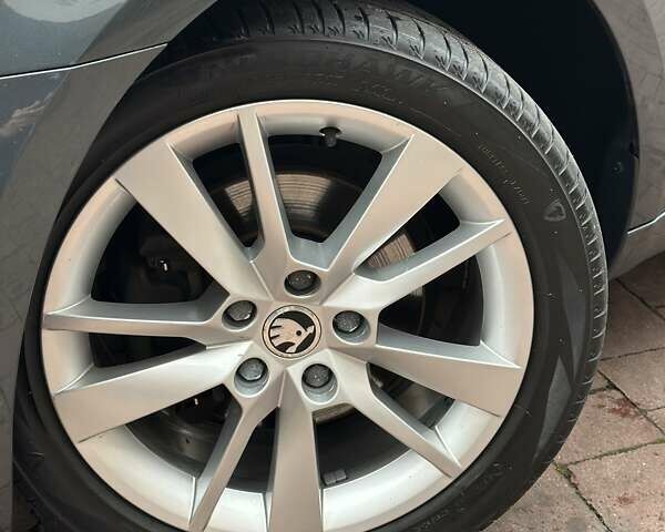 Зеленый Шкода Октавия, объемом двигателя 2 л и пробегом 205 тыс. км за 14999 $, фото 17 на Automoto.ua