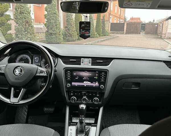 Зеленый Шкода Октавия, объемом двигателя 2 л и пробегом 205 тыс. км за 14999 $, фото 87 на Automoto.ua