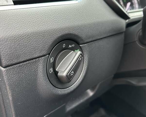 Зеленый Шкода Октавия, объемом двигателя 2 л и пробегом 205 тыс. км за 14999 $, фото 51 на Automoto.ua