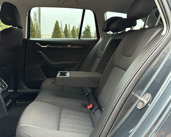 Зеленый Шкода Октавия, объемом двигателя 2 л и пробегом 205 тыс. км за 14999 $, фото 58 на Automoto.ua