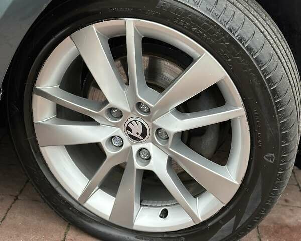 Зеленый Шкода Октавия, объемом двигателя 2 л и пробегом 205 тыс. км за 14999 $, фото 19 на Automoto.ua