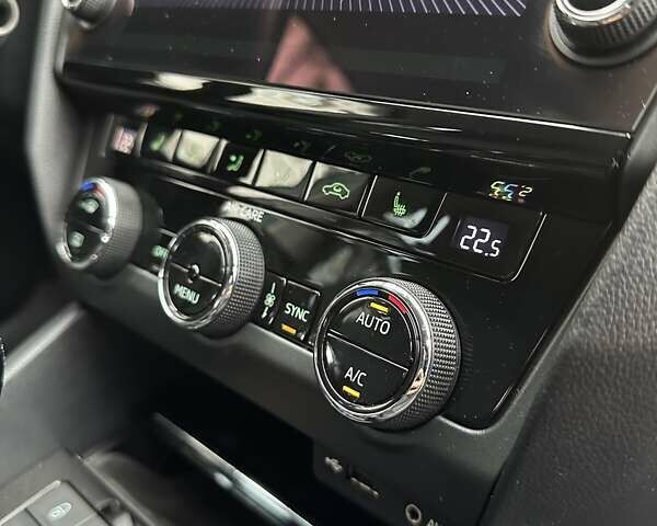 Зеленый Шкода Октавия, объемом двигателя 2 л и пробегом 205 тыс. км за 14999 $, фото 88 на Automoto.ua