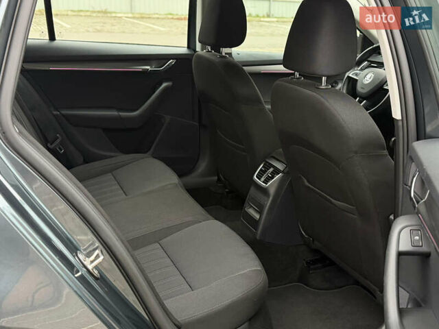 Зелений Шкода Октавія, об'ємом двигуна 1.6 л та пробігом 207 тис. км за 14850 $, фото 37 на Automoto.ua