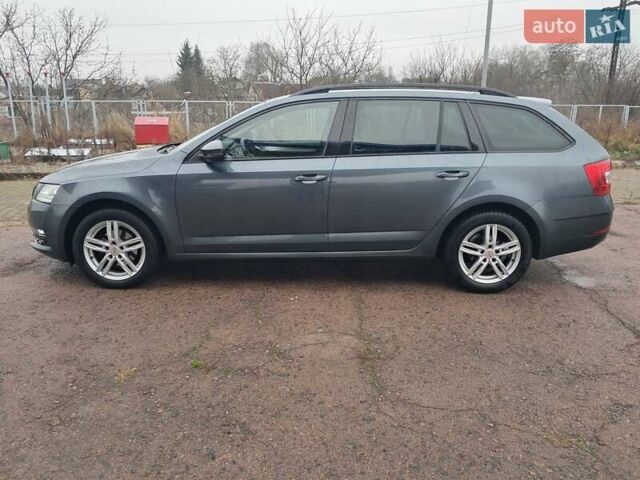 Зеленый Шкода Октавия, объемом двигателя 1.6 л и пробегом 220 тыс. км за 13700 $, фото 10 на Automoto.ua