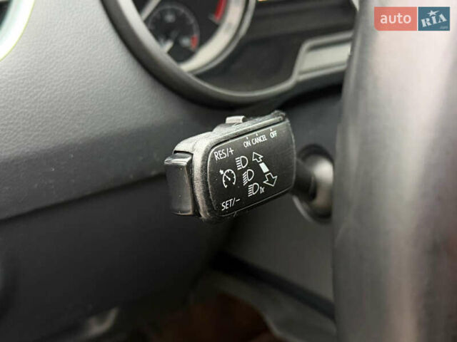 Зелений Шкода Октавія, об'ємом двигуна 1.6 л та пробігом 207 тис. км за 14850 $, фото 23 на Automoto.ua