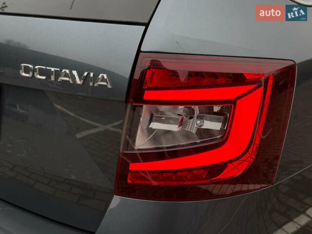 Зелений Шкода Октавія, об'ємом двигуна 1.6 л та пробігом 207 тис. км за 14850 $, фото 19 на Automoto.ua