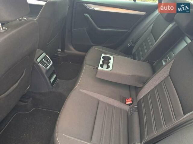 Зеленый Шкода Октавия, объемом двигателя 1.6 л и пробегом 220 тыс. км за 13700 $, фото 19 на Automoto.ua