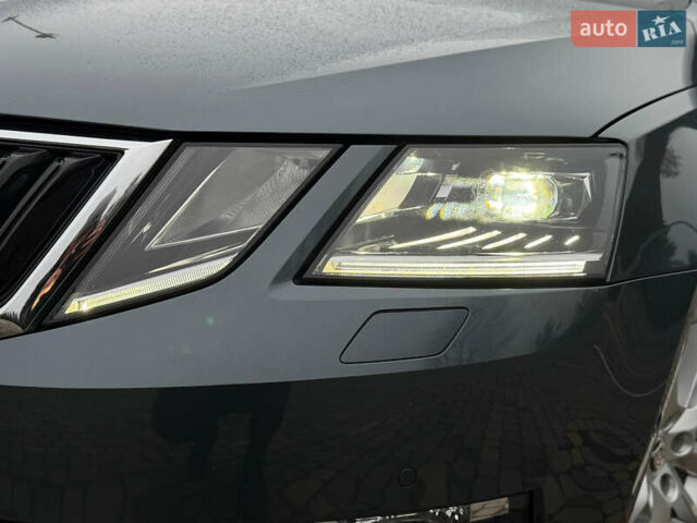 Зелений Шкода Октавія, об'ємом двигуна 1.6 л та пробігом 207 тис. км за 14850 $, фото 3 на Automoto.ua