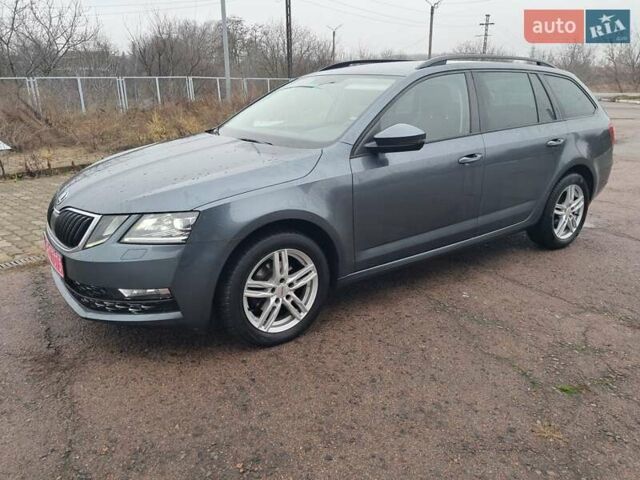 Зеленый Шкода Октавия, объемом двигателя 1.6 л и пробегом 220 тыс. км за 13700 $, фото 11 на Automoto.ua