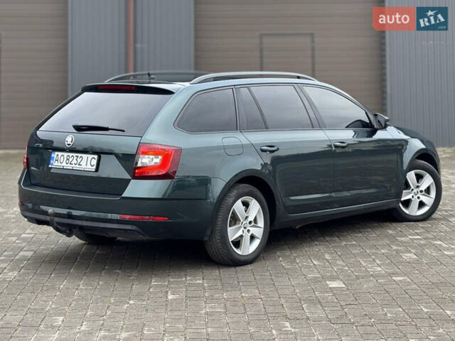 Зелений Шкода Октавія, об'ємом двигуна 2 л та пробігом 250 тис. км за 14888 $, фото 8 на Automoto.ua