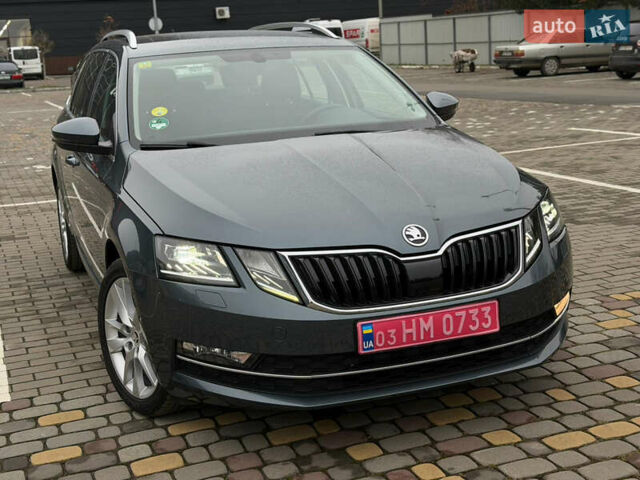 Зелений Шкода Октавія, об'ємом двигуна 1.6 л та пробігом 207 тис. км за 14850 $, фото 5 на Automoto.ua